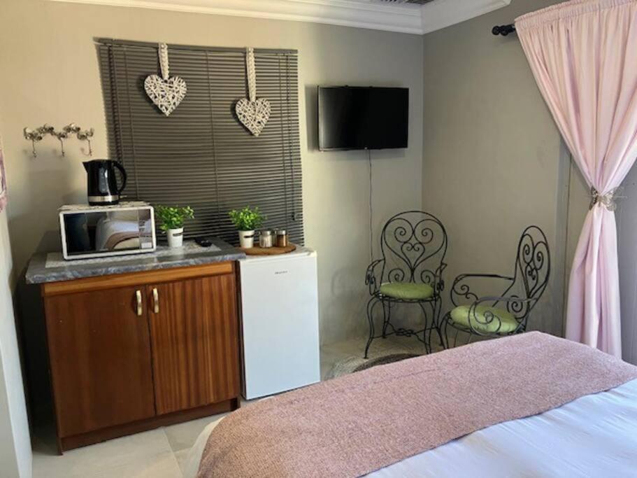 קיטמנשופ Stellies Accommodation - Room 2 מראה חיצוני תמונה