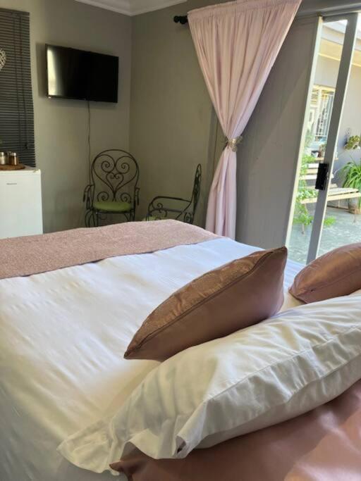 קיטמנשופ Stellies Accommodation - Room 2 מראה חיצוני תמונה