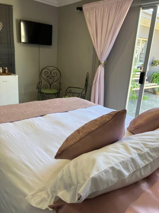 קיטמנשופ Stellies Accommodation - Room 2 מראה חיצוני תמונה
